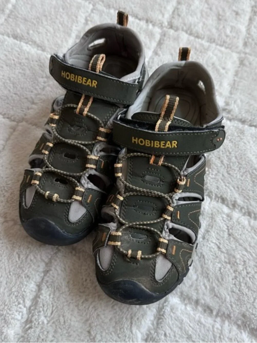 Hobibear | Unisex Dark Green & Gray Classic Sandals | Size 1.5